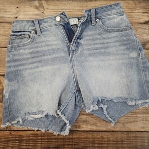 Stylish Blue Denim Women Shorts